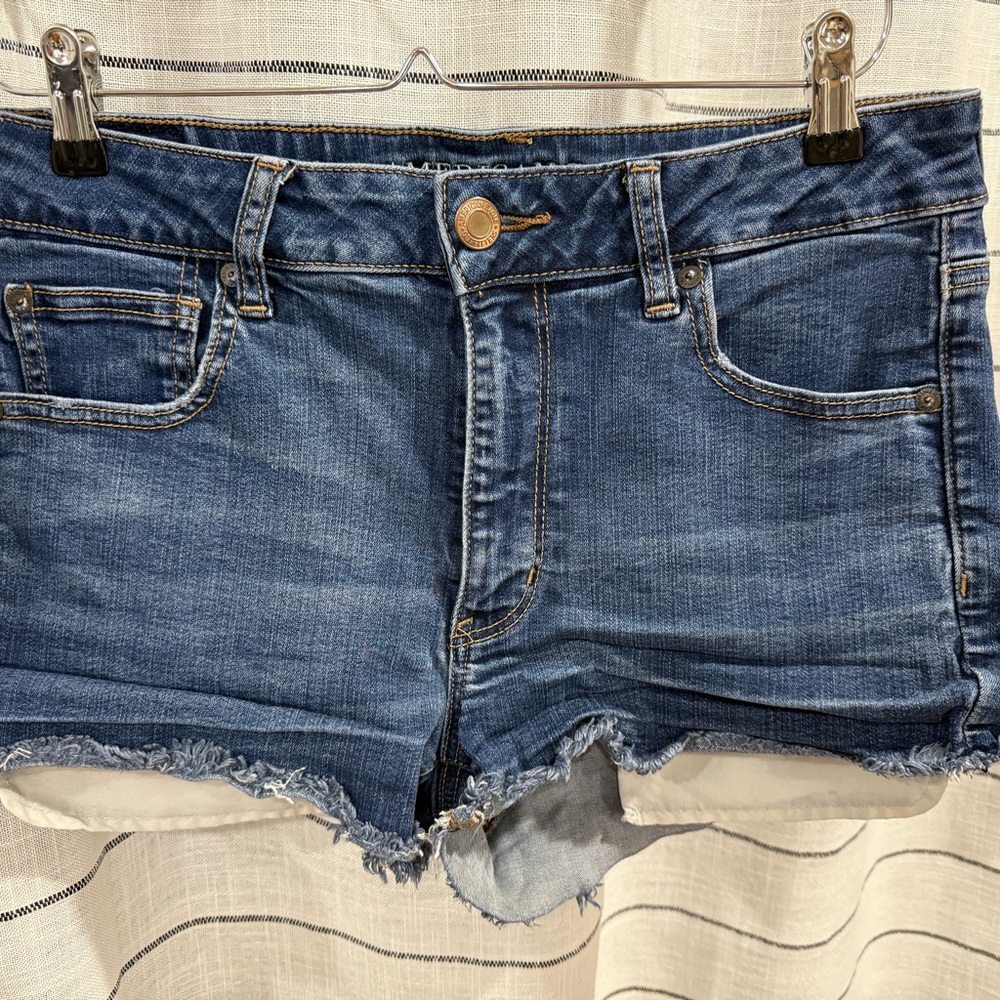 AEO High-Rise Shortie